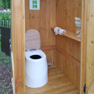 Hofgut Oberfeld Darmstadt - WIESE mit Ecodomeo