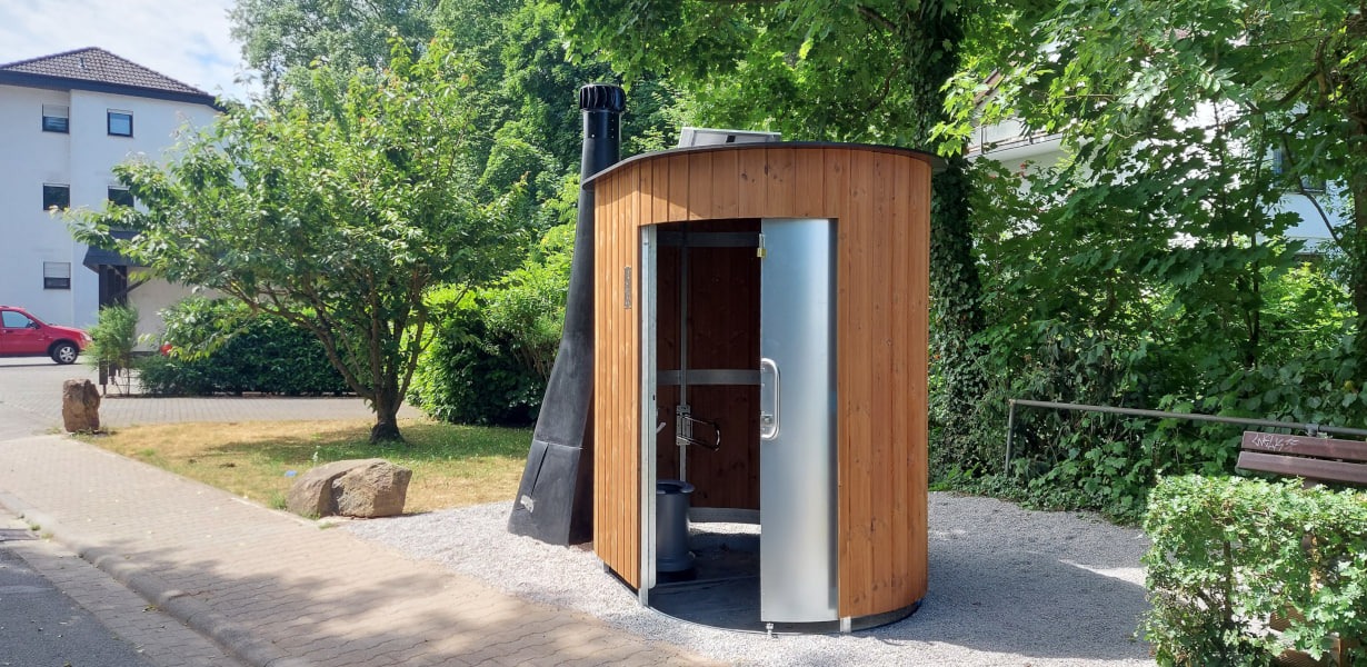 Toilette Kazuba KL2 Barrierefrei mit offener Tür