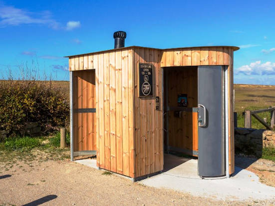 nowato - Trockentoilette Kazuba KL2 - Barrierefrei - mit separatem Urinal