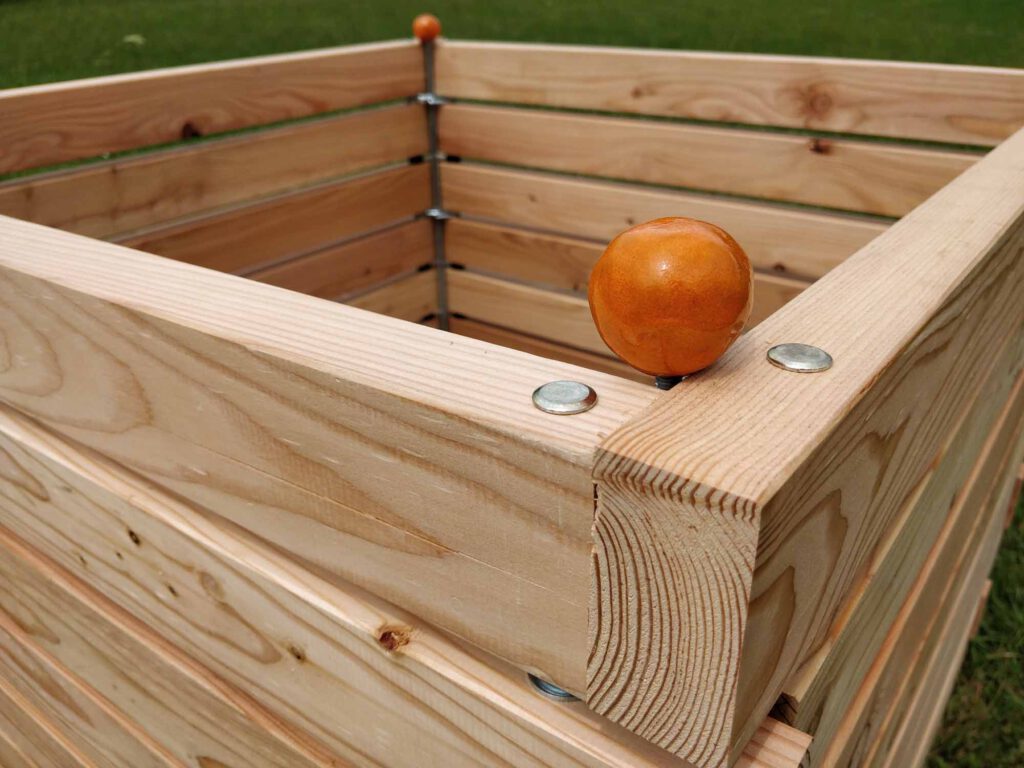 Komposter novum aus Holz mit Stecksystem