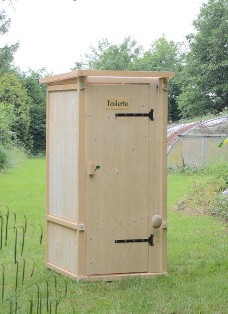 Komposttoilette Modell 'Wiese' aus Fichte
