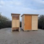 Komposttoilette WALD-Barrierefrei 80 Liter und wasserloses Pissoir WALD – Ostsee