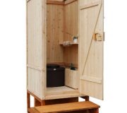 Komposttoilette Wiese Biolan - Tuer offen