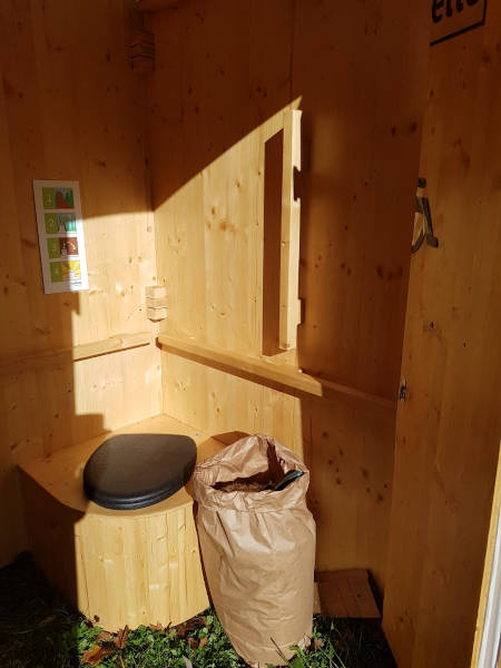 Barrierefreie Einstreutoilette HEIDE-barrierefrei, Miettoilette
