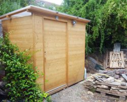 Komposttoilette WALD barrierefrei XL mit 80 Liter Behälter, Aussenansicht