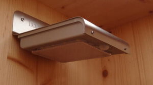LED-Solar-Wandleuchte von LUMINEA, Option für Toilettenkabine WIESE