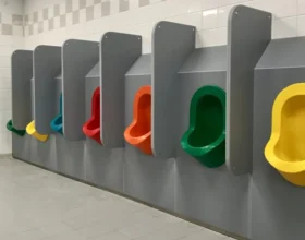 Männer-Pissoir wasserlos – TiPi