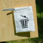 Mülltasche mit Abschließklammer