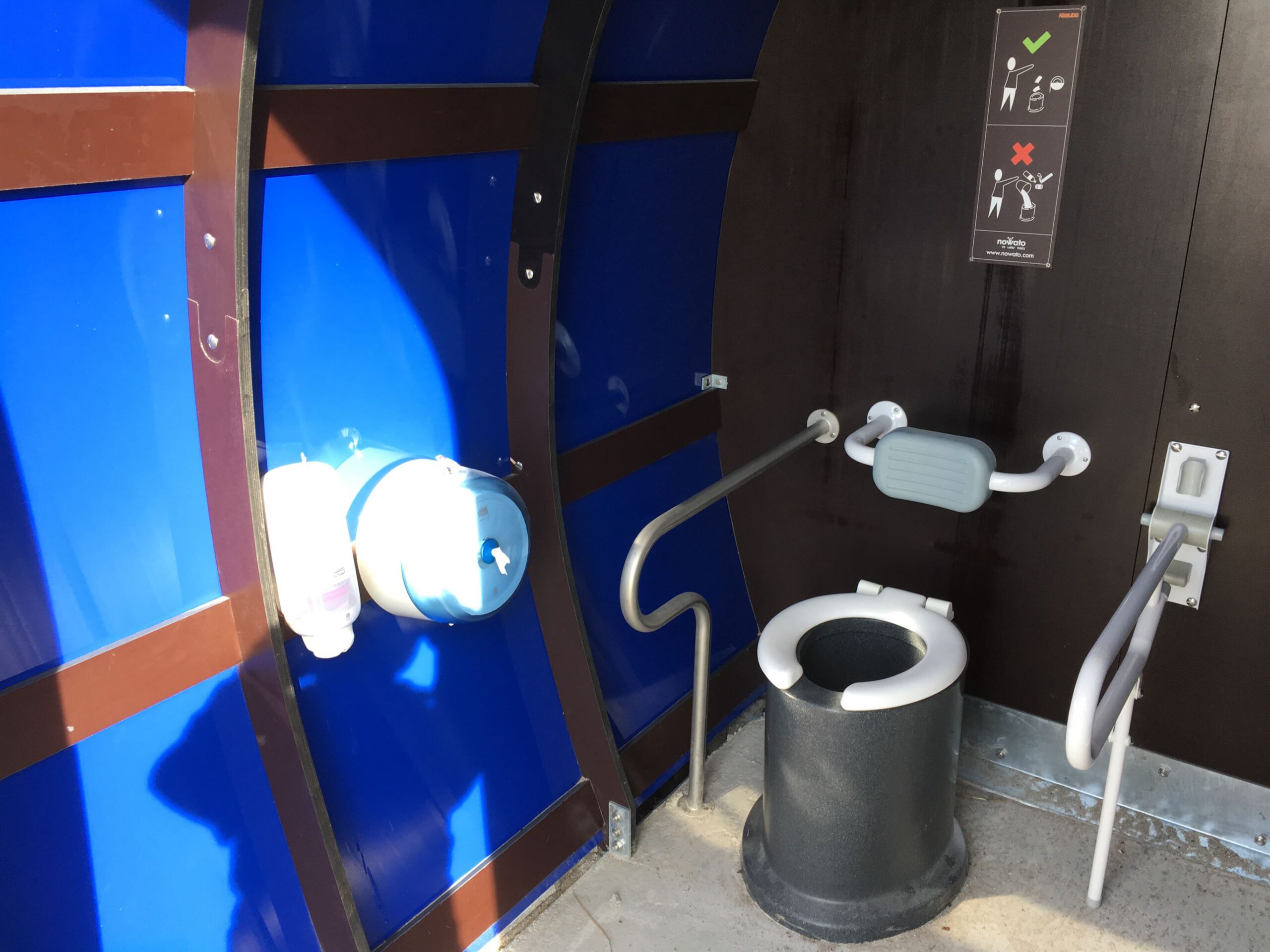 Stoermthaler-See Toilette KAZUBA KL3 ALU 2017-18 Innenansicht