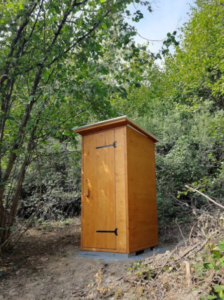 Toilette WALD - mit Holzbehandlung