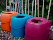 Toilettensitz für ECODOMEO-Trenntoilette. Tentale farbig: orange blau lila