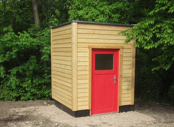 Toilettenhaus LÄRCHE, nach Fertigstellung