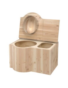 Trockentoilette aus Holz Douglasie unbehandelt "Schmetterling", inkl Einstreubehälter 33 Liter. Sitz links - Toilette und Einstreukiste geöffnet -