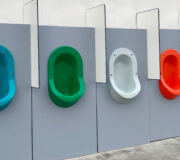 Wasserlose Urinal für Männer - Farben zur Wahl