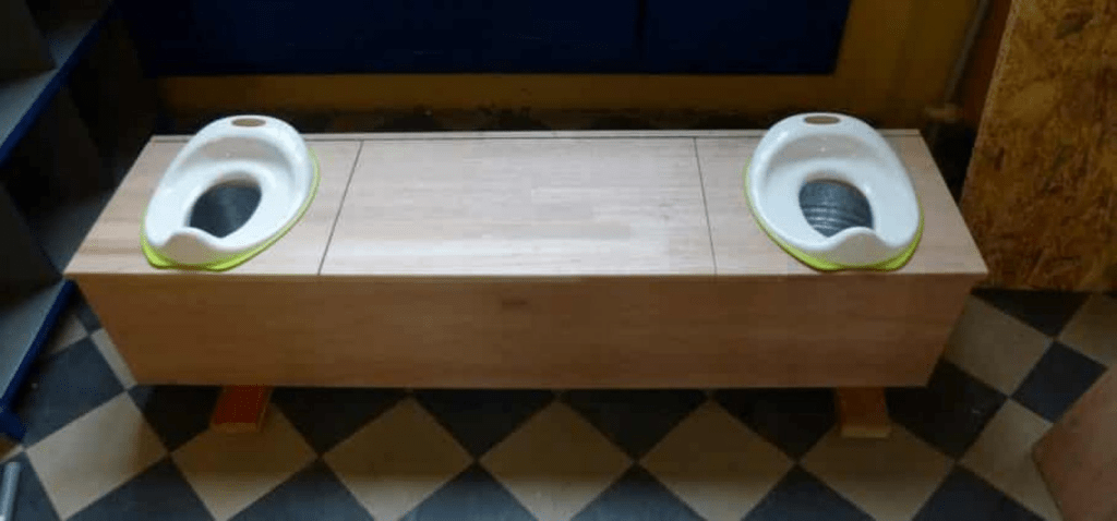 Trockentoiletten und Kompost in der Vorschule - Institut de l'Assomption Sainte-Thérèse