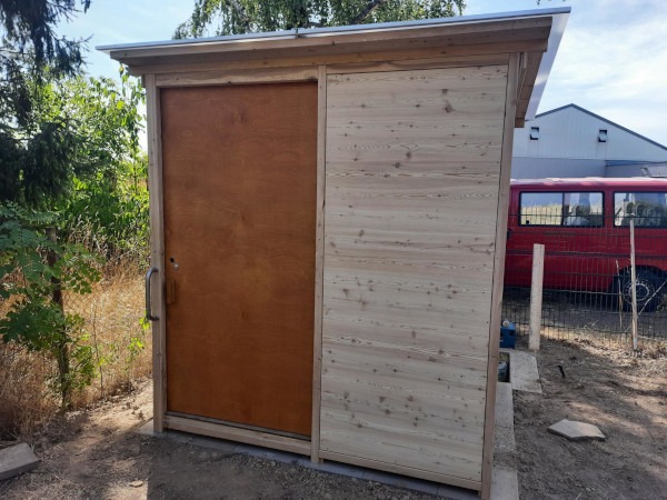 Komposttoilette WALD-Barrierefrei mit Biolan - Oberursel - barrierefreier Zugang wird noch eingerichtet