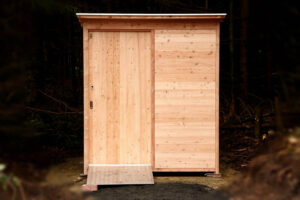 nowato barrierefreie Komposttoilette Modell Wald 80L