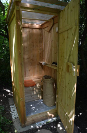 nowato composting toilet WIESE · Garden · autonomous sanitation · Autonome Sanitärtechnik