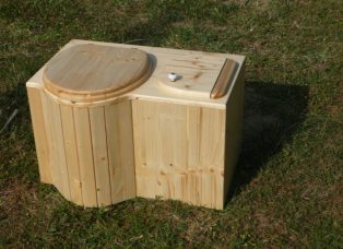 Toilette ohne Wasser für zu Hause