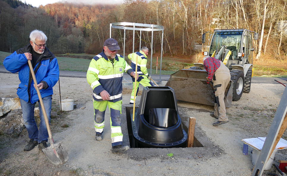 Installation Trockentoilette Schmeiental