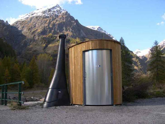 Trockentoilette Kazuba KL2 barrierefrei · Höhenwanderweg