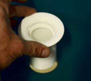 Wasserlose Männer-Urinale TiPi • Ablaufgarnitur männlicher Teil in dem Urinal